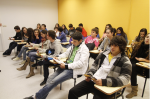 imaxe dos alumnos de Galén nas instalación da Fundación TIC